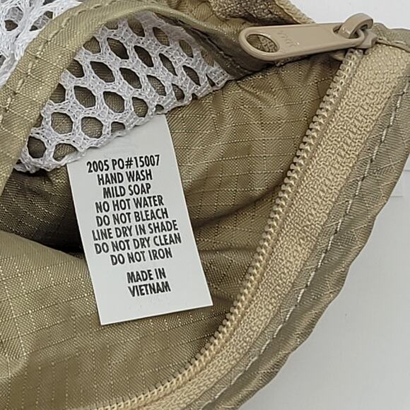 Eagle Creek Travel Gear Convertible Waist Fanny Travel  Pack Khaki - Picture 14 of 14